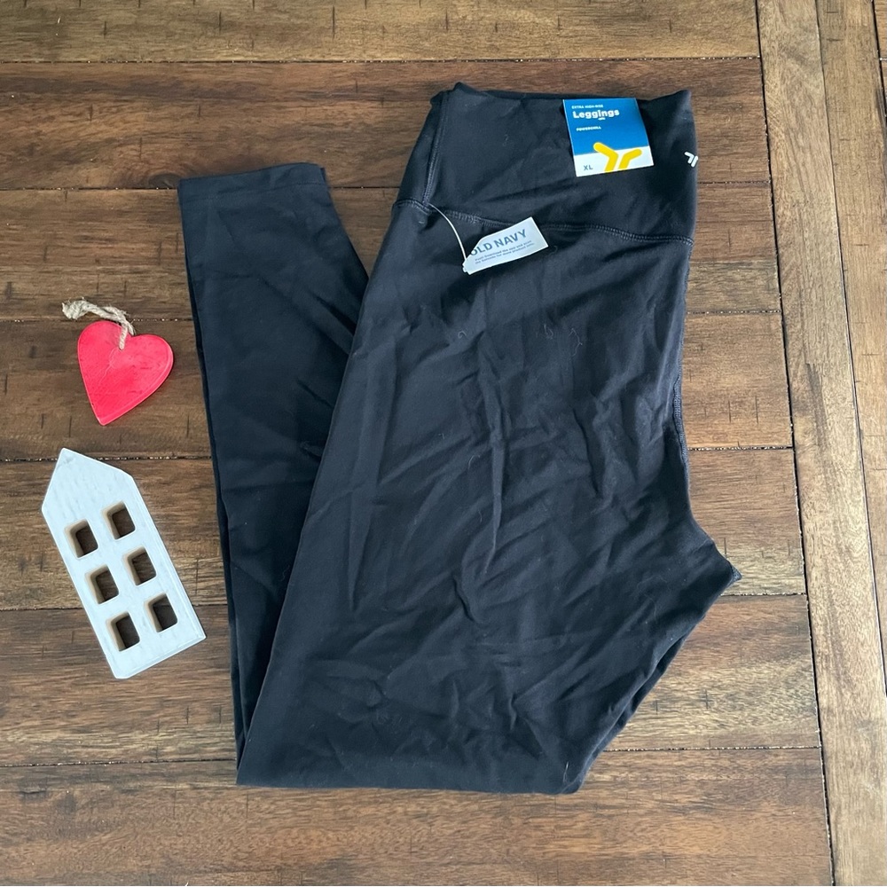 NWT Old Navy Black Women’s XL Extra High Waisted Powerchill Leggings